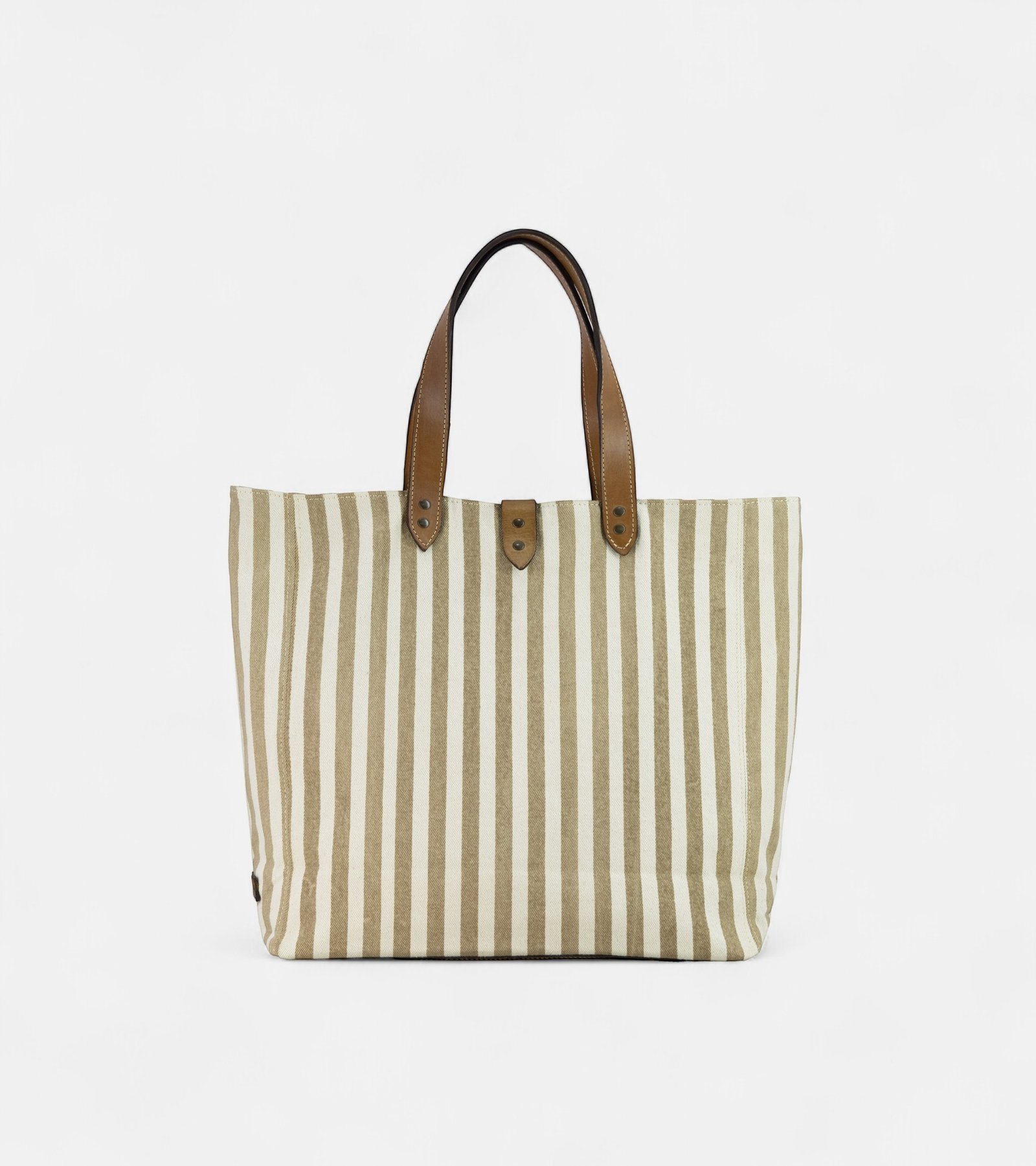 Almira Small - Image 3